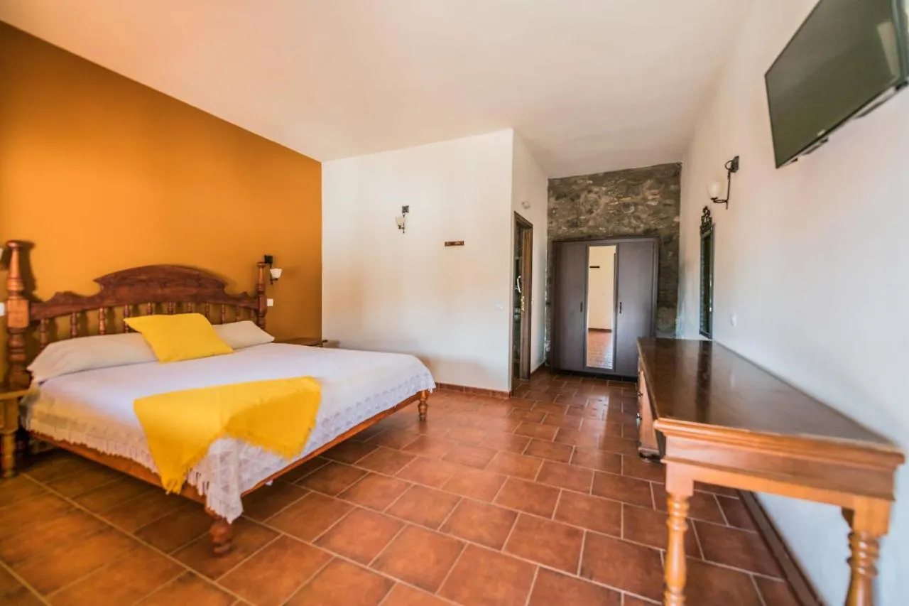 Hotel Rural Huerto Viejo Tesejerague 컨트리하우스